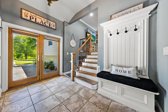 5 Forman Avenue, Monroe, NJ 08831