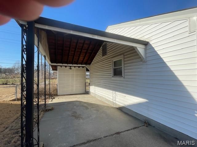 805 Saint Patrice Lane, Florissant, MO 63031