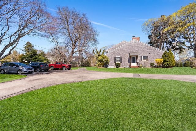 176 Mill Rd 4BU, Falmouth, MA 02540
