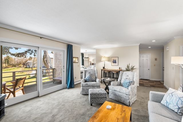 176 Mill Rd 4BU, Falmouth, MA 02540