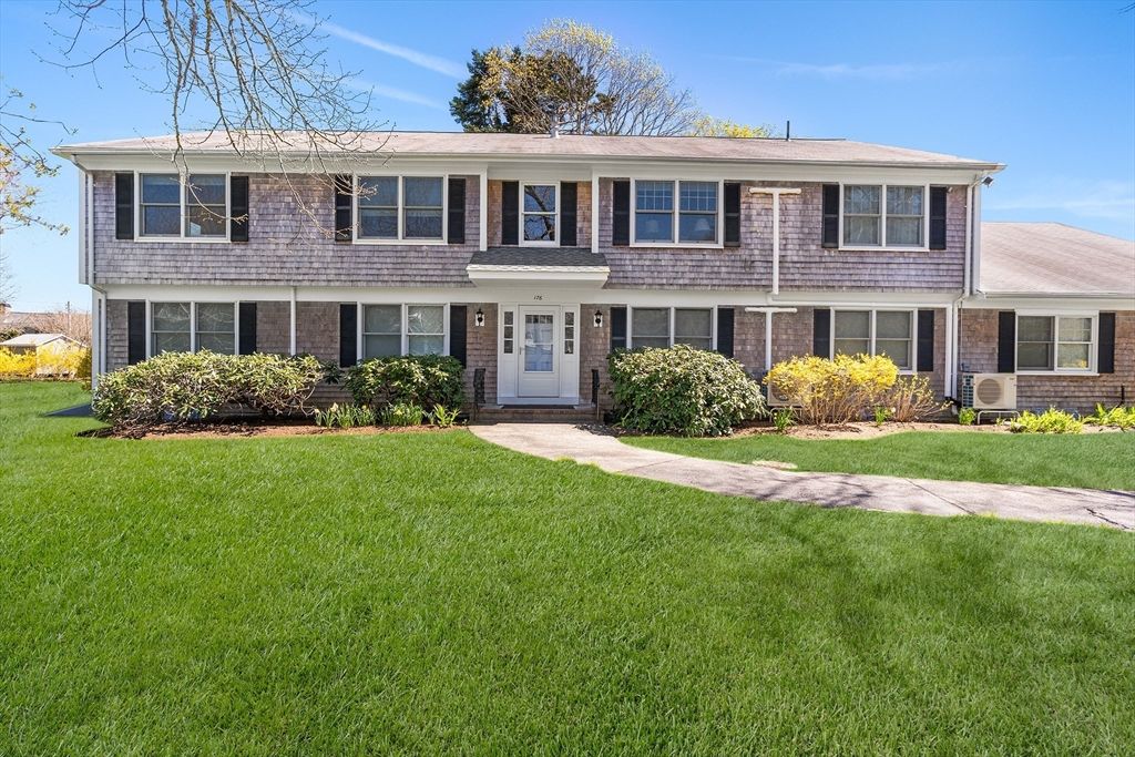 176 Mill Rd 4BU, Falmouth, MA 02540