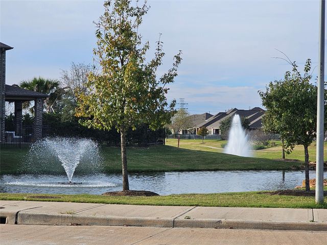 24258 Via Vitani Drive, Richmond, TX 77406