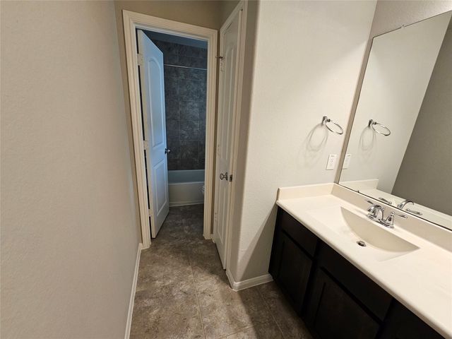 24258 Via Vitani Drive, Richmond, TX 77406