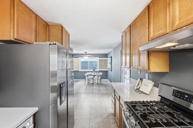 1880 Hanford Dr, San Diego, CA 92111