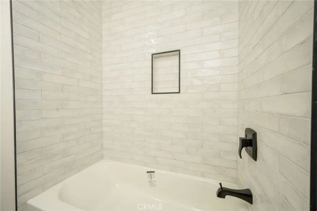 705 Bradshawe, Los Angeles, CA 90022