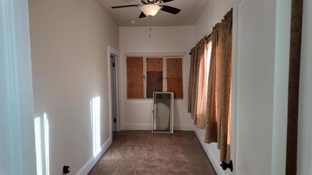 451 N Calaveras Street, Fresno, CA 93701