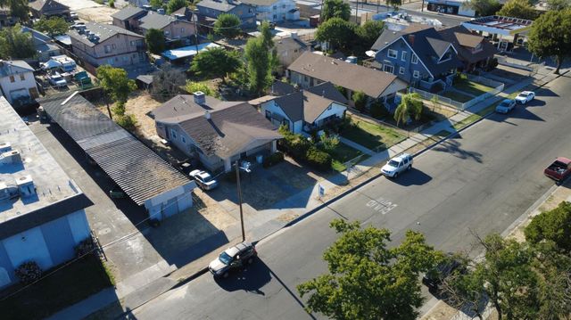 451 N Calaveras Street, Fresno, CA 93701