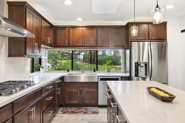 455 Westlake Rd, Auburn, CA 95602