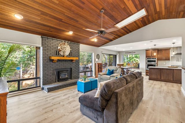 455 Westlake Rd, Auburn, CA 95602