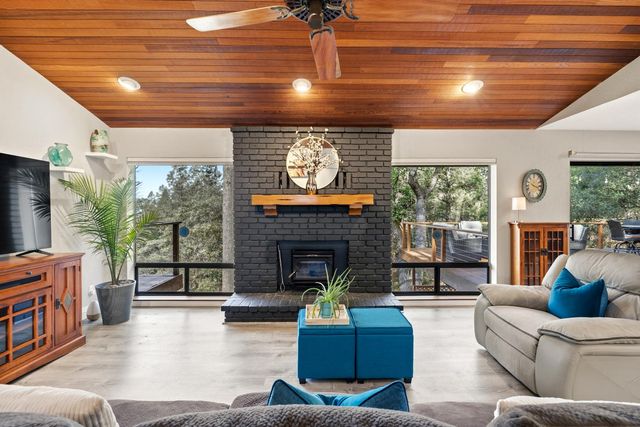 455 Westlake Rd, Auburn, CA 95602