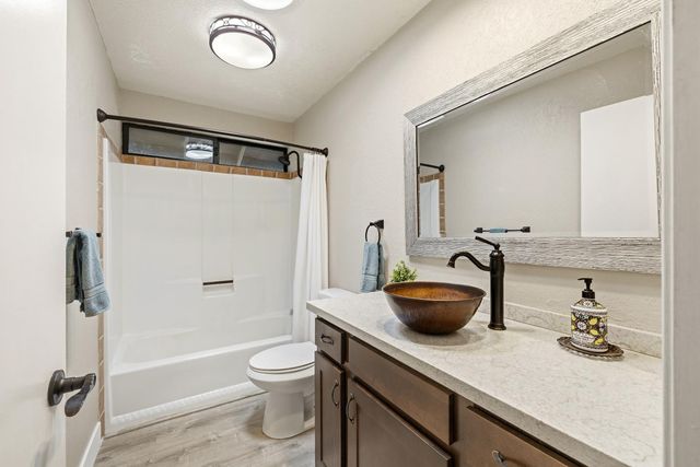 455 Westlake Rd, Auburn, CA 95602