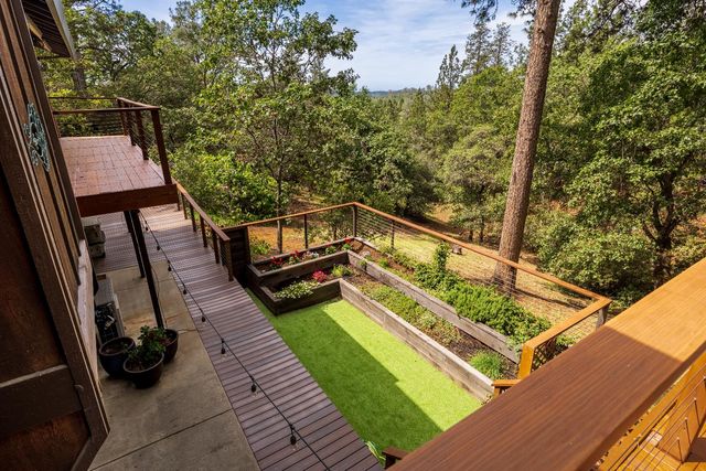 455 Westlake Rd, Auburn, CA 95602