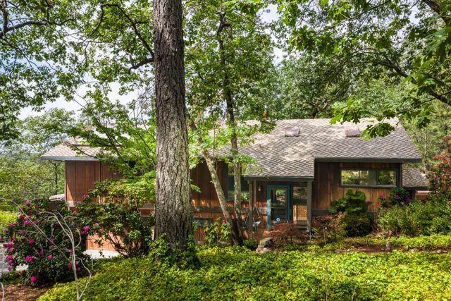 455 Westlake Rd, Auburn, CA 95602