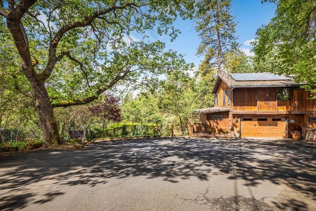 455 Westlake Rd, Auburn, CA 95602