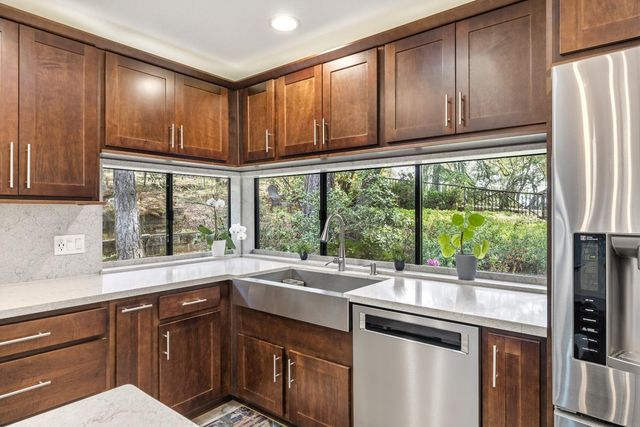 455 Westlake Rd, Auburn, CA 95602