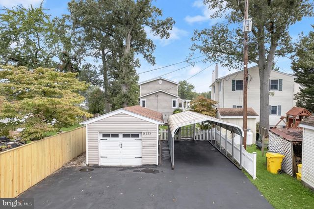 8138 FOREST GLEN DR, Pasadena, MD 21122