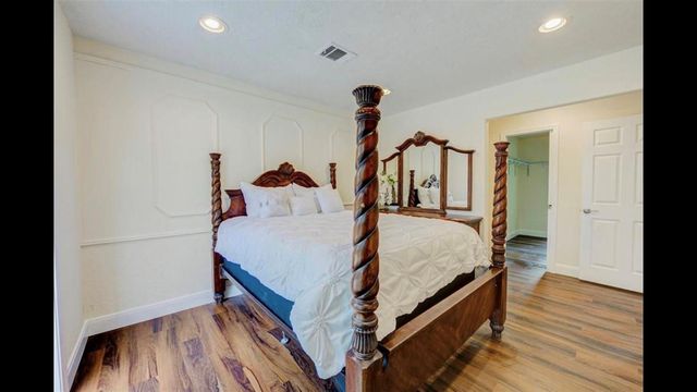 3610 Stoney Oak Drive, Houston, TX 77068