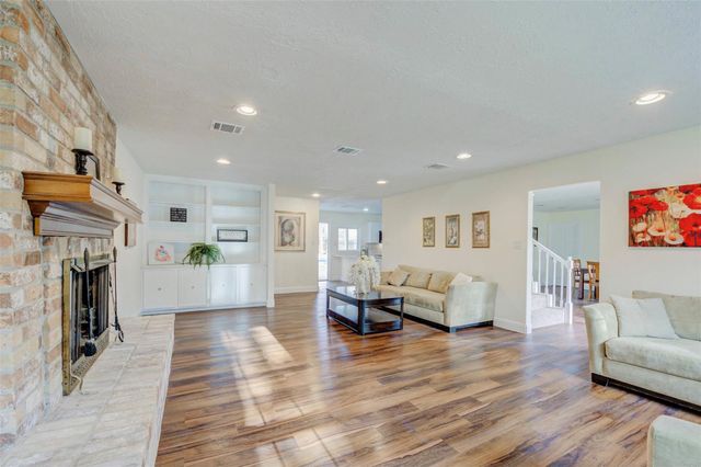 3610 Stoney Oak Drive, Houston, TX 77068