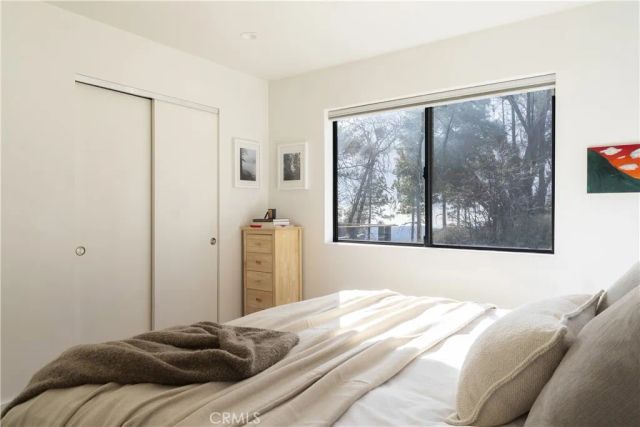 32945 Juniper Lane, Green Valley Lake, CA 92341