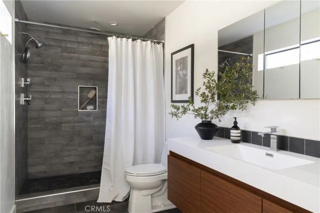 32945 Juniper Lane, Green Valley Lake, CA 92341