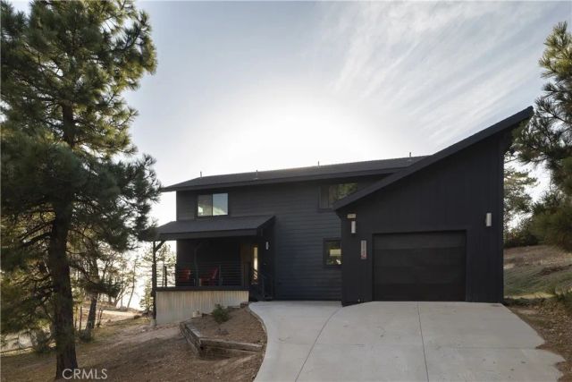 32945 Juniper Lane, Green Valley Lake, CA 92341