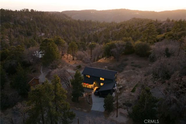 32945 Juniper Lane, Green Valley Lake, CA 92341