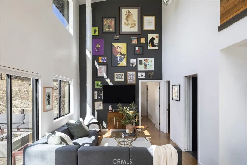 32945 Juniper Lane, Green Valley Lake, CA 92341