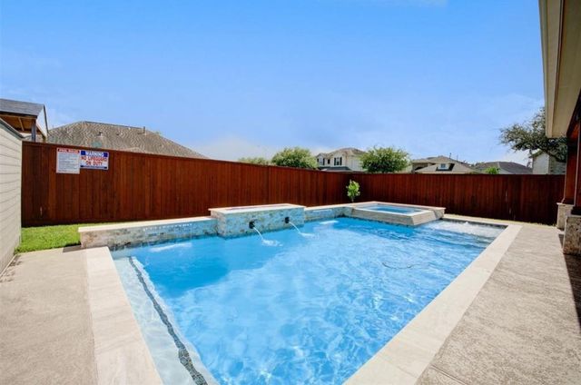 1923 Kaitlyn Drive, Houston, TX 77049