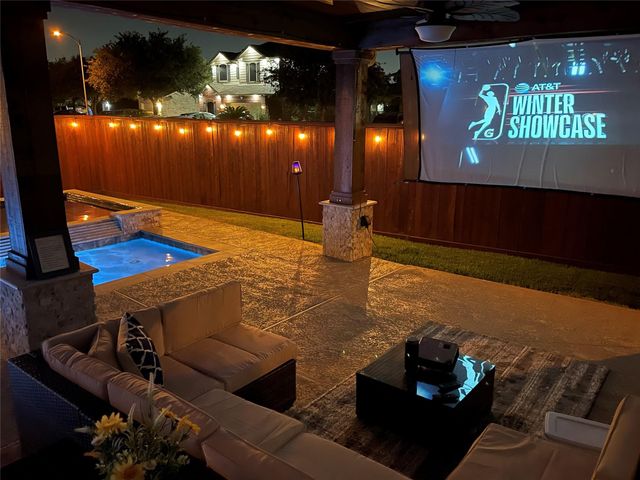 1923 Kaitlyn Drive, Houston, TX 77049