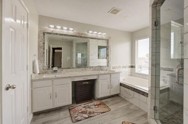 1923 Kaitlyn Drive, Houston, TX 77049