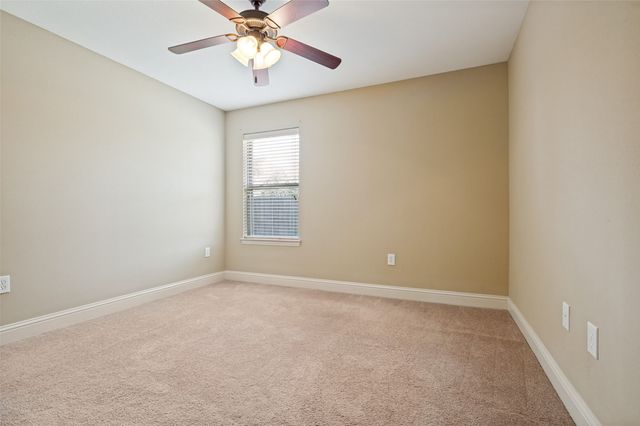 215 Newcastle Street, Waxahachie, TX 75165