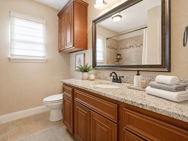 215 Newcastle Street, Waxahachie, TX 75165