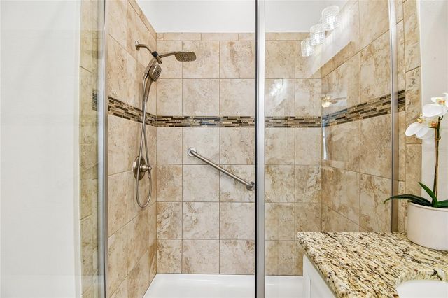 440 ALCOVE DRIVE, Groveland, FL 34736