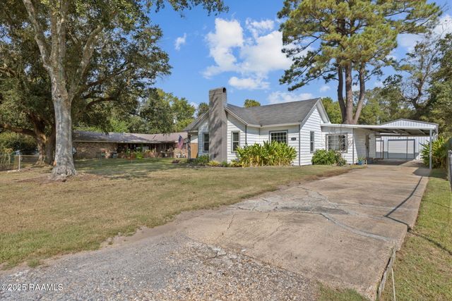 1040 Wilkins Street, Arnaudville, LA 70512