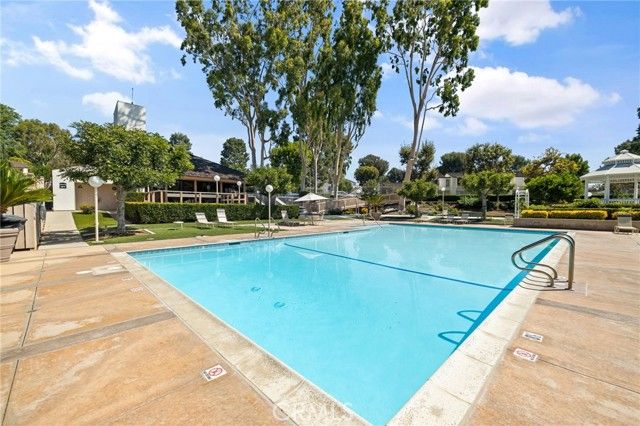 329 Surry Court, Brea, CA 92821