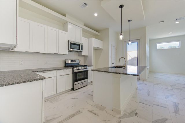 2928 El Fenice Lane, Houston, TX 77057