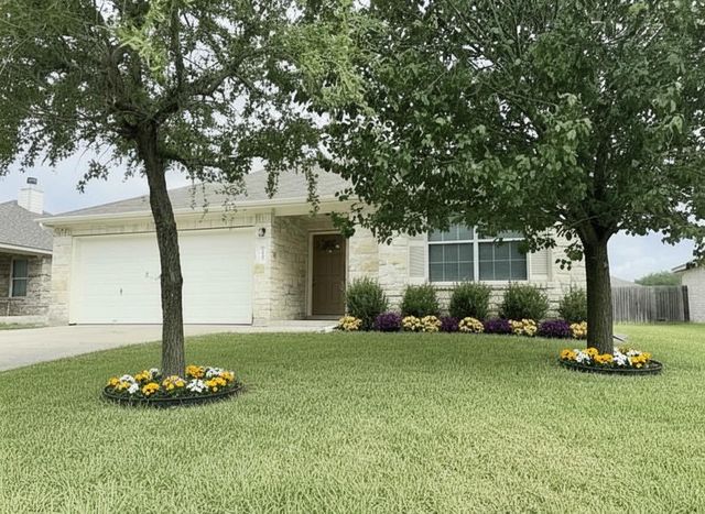 107 Thompson TRL, Bastrop, TX 78602