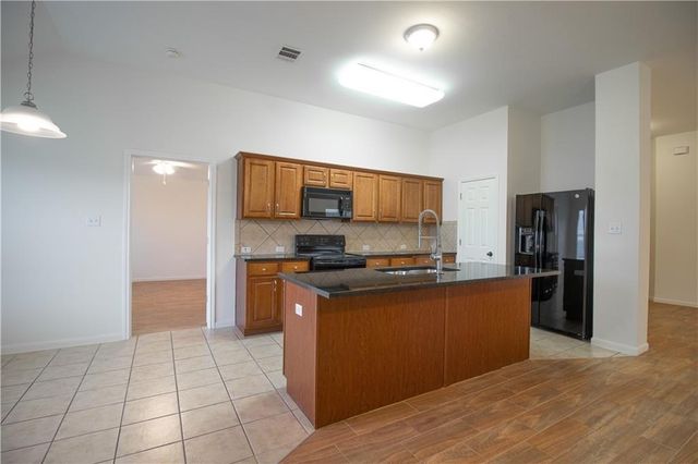 107 Thompson TRL, Bastrop, TX 78602