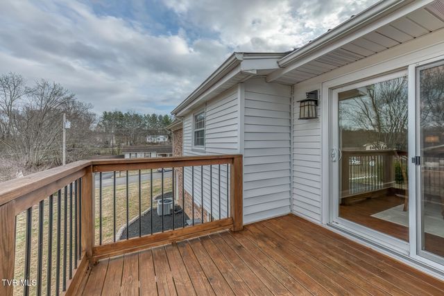 110 Hazelwood Drive, Gray, TN 37615