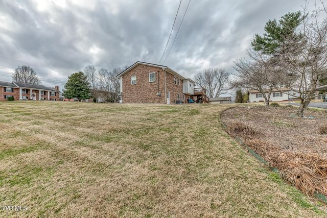 110 Hazelwood Drive, Gray, TN 37615
