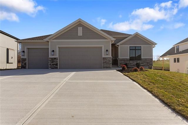 13541 NE 114th Place, Kearney, MO 64060