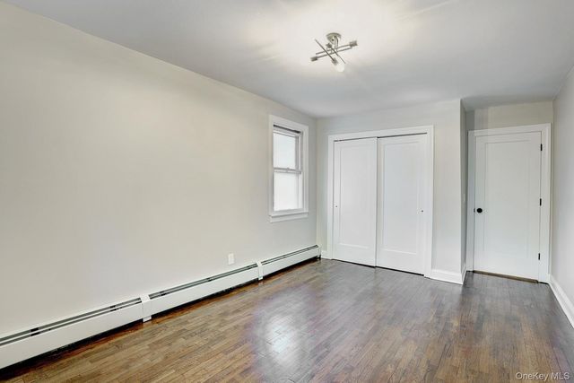 152 Kearsing Parkway E, Monsey, NY 10952