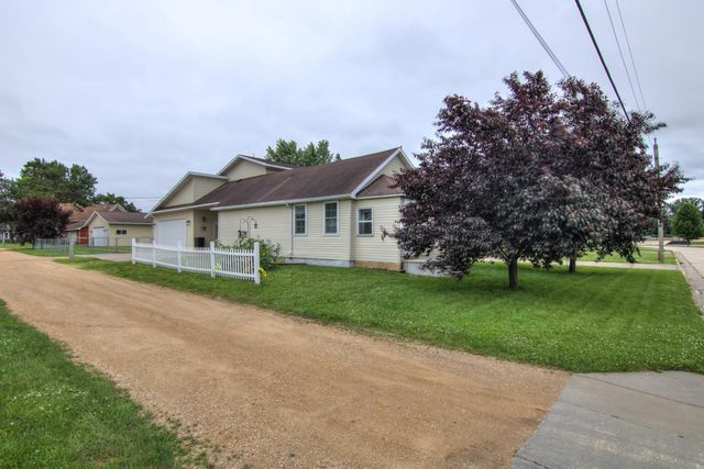 427 Alleghany Avenue, Wabasha, MN 55981