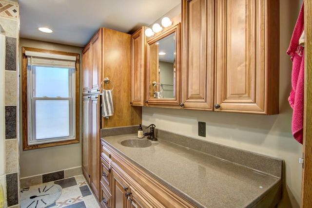 427 Alleghany Avenue, Wabasha, MN 55981