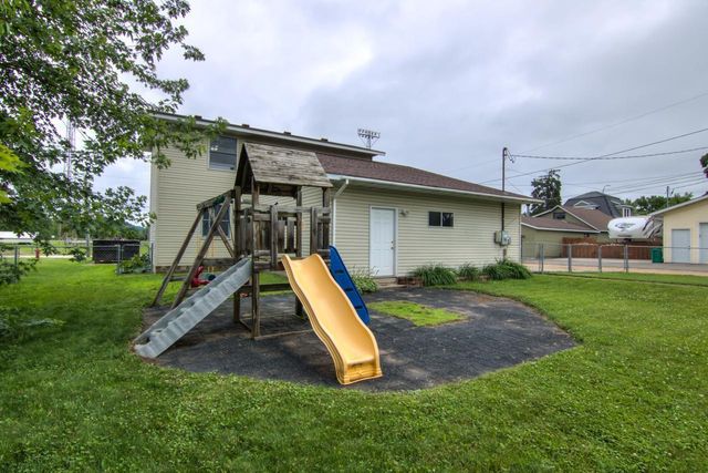 427 Alleghany Avenue, Wabasha, MN 55981