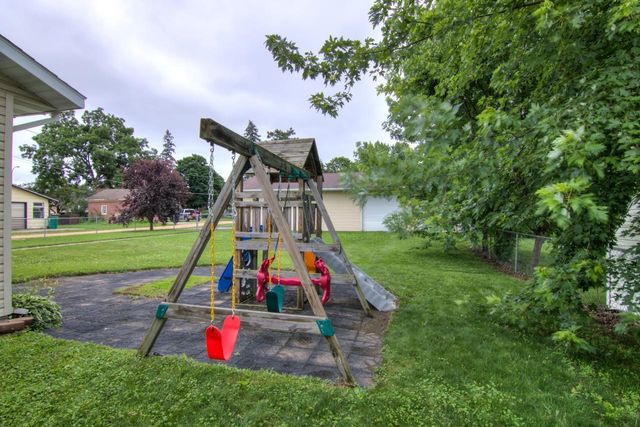 427 Alleghany Avenue, Wabasha, MN 55981