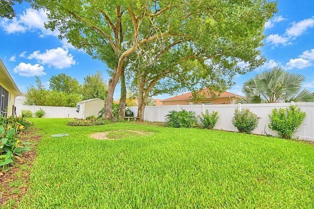 754 SANTA MARIA DR, Winter Haven, FL 33884