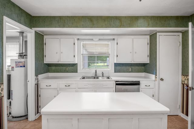 1123 Highland Avenue, Jasper, TN 37347