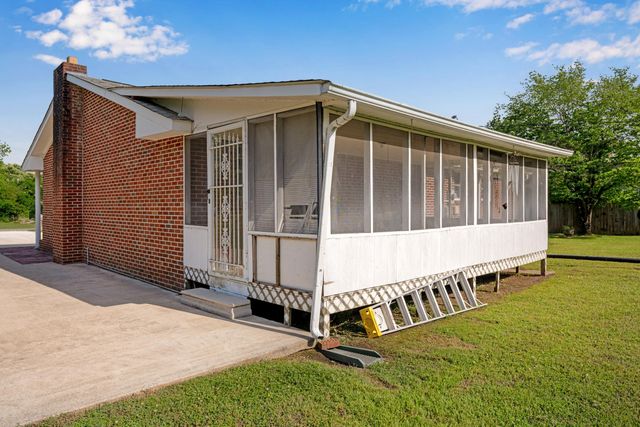 1123 Highland Avenue, Jasper, TN 37347