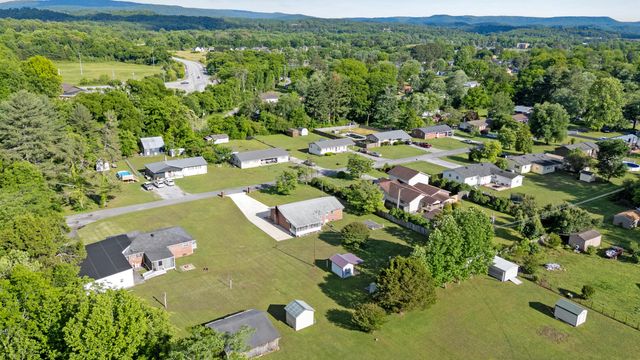 1123 Highland Avenue, Jasper, TN 37347